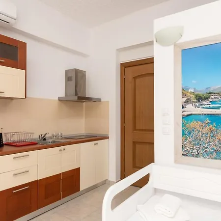 Apartamento Ibiscus And Lily Rhodes City